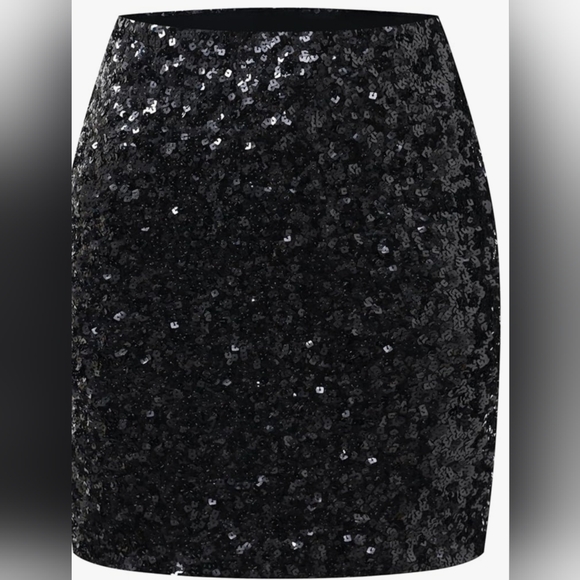 Black Sequin Mini Skirt - Picture 3 of 5